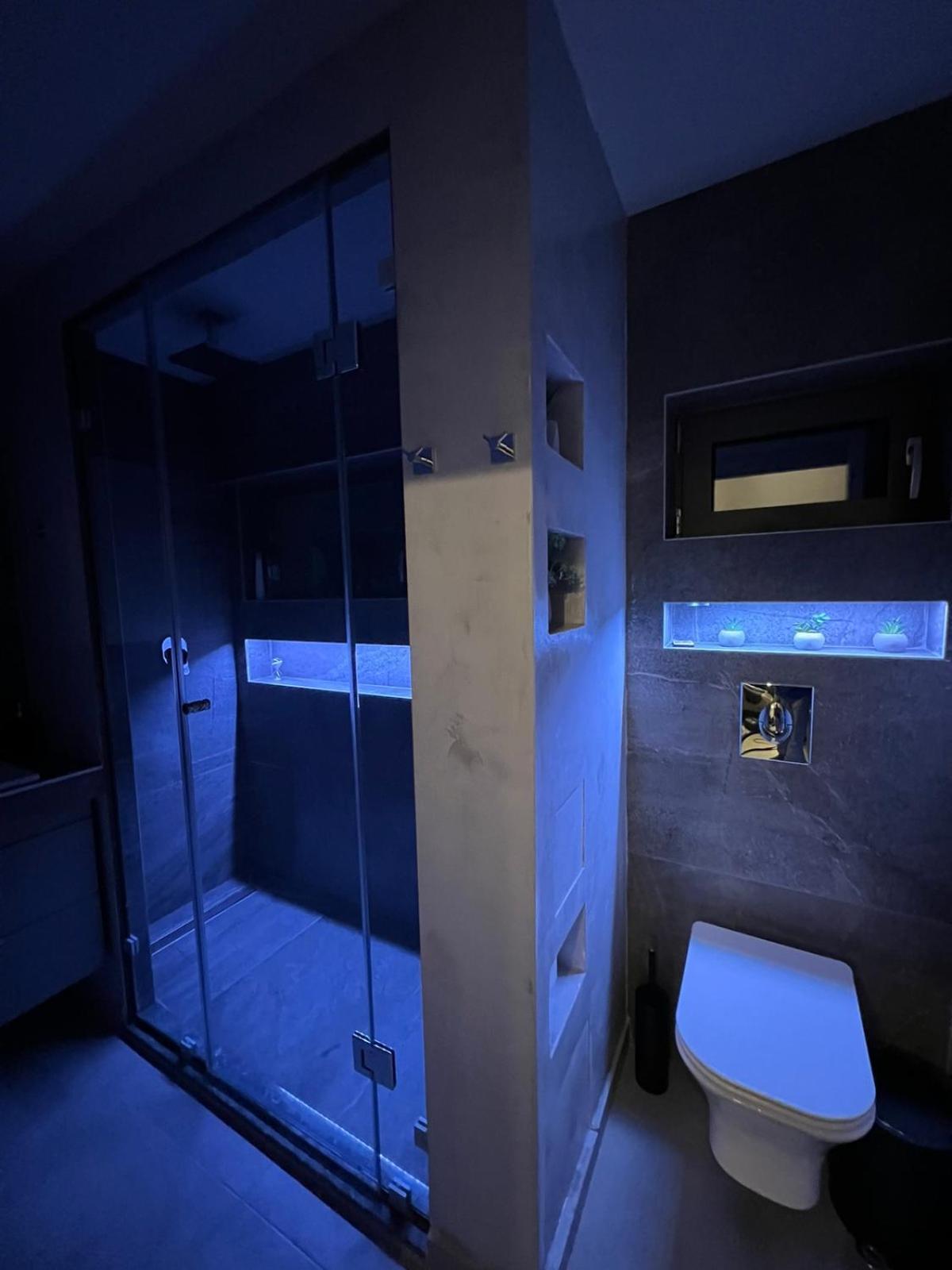 Loft Spa Greece - Enjoy Our Jacuzzi Kalamata Exterior photo